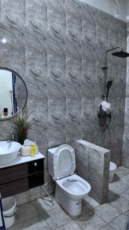 dijual rumah jl batununggal