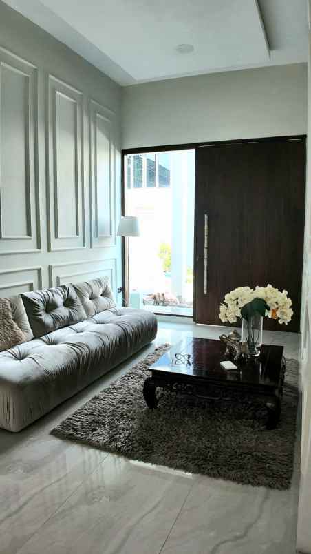 dijual rumah jl batununggal