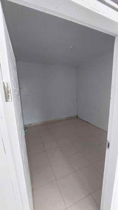 dijual rumah jl bukit barisan harga 305 juta nego