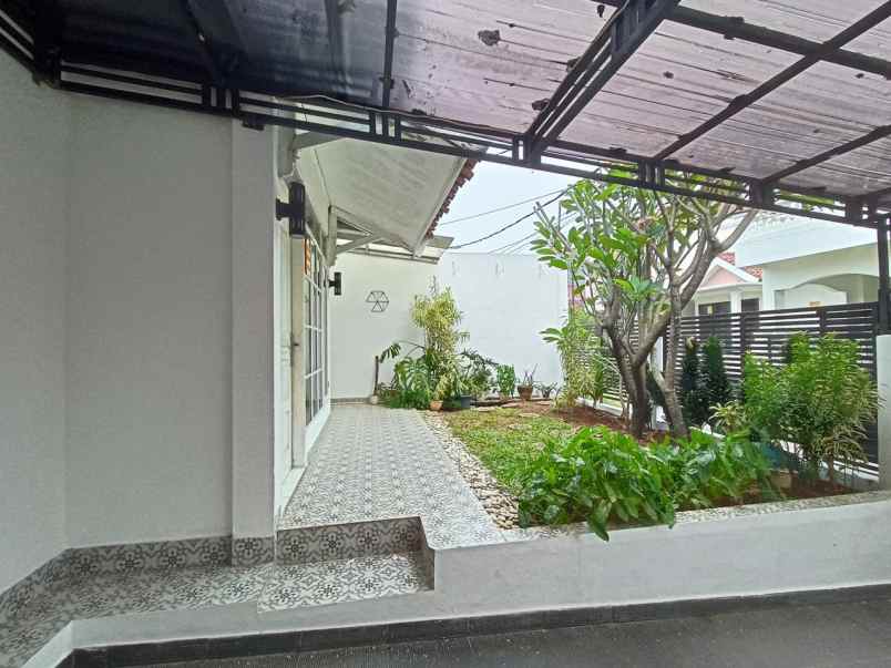 dijual rumah jl bukit cimanggu city raya