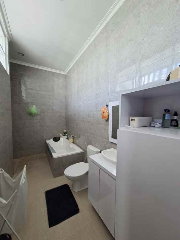 dijual rumah jl cijagra buah batu bandung