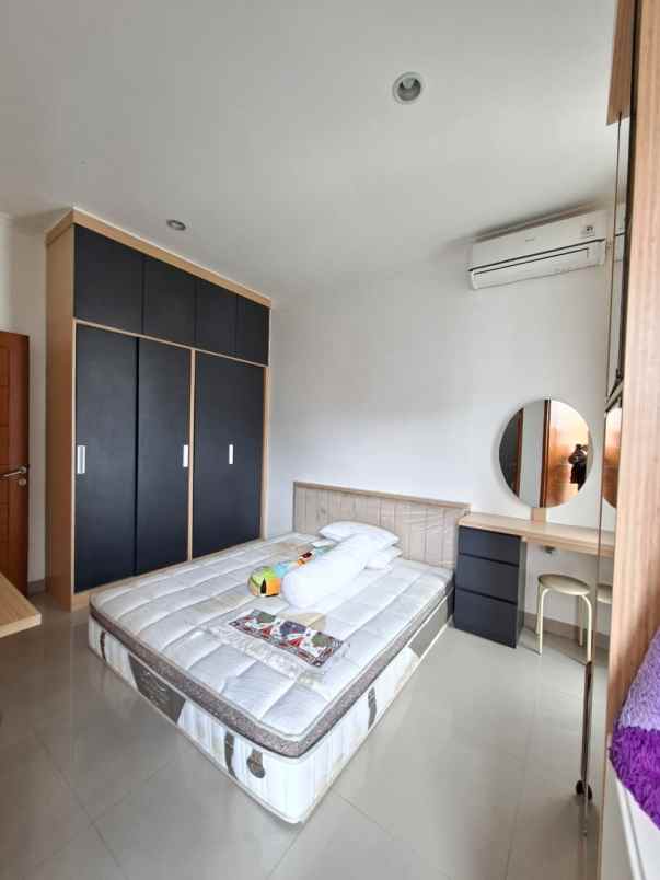 dijual rumah jl cijagra buah batu bandung