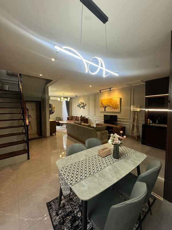 dijual rumah jl kapten haryadi