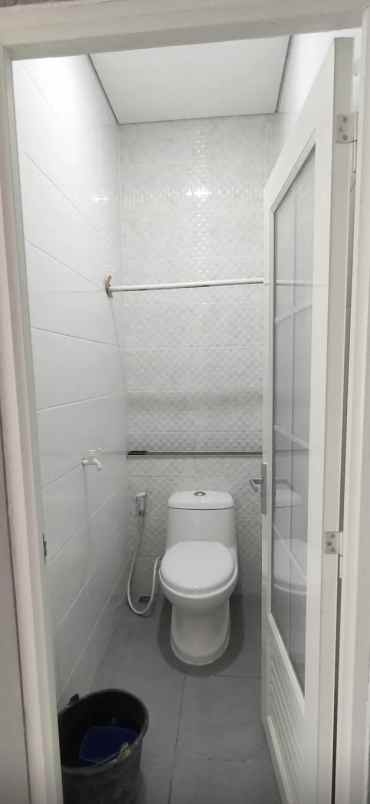 dijual rumah jl pondok kelapa duren