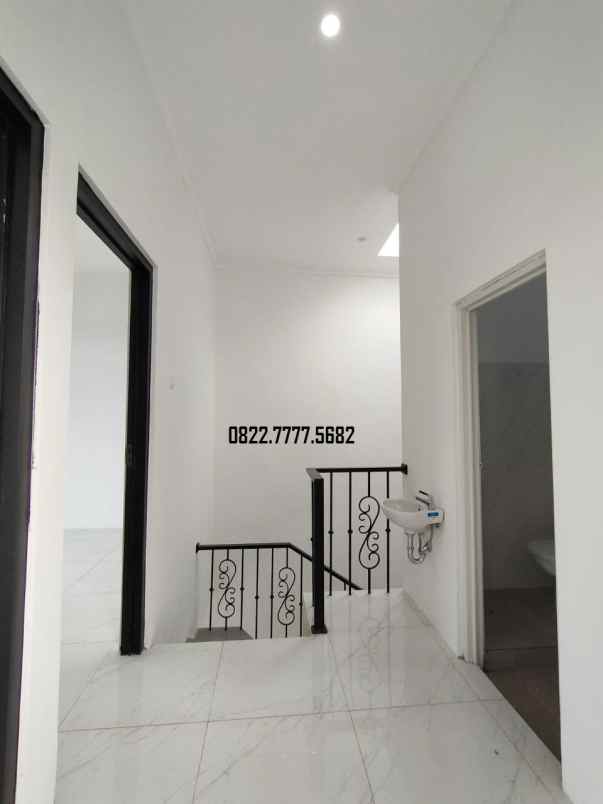 dijual rumah jl raya leuwinanggung kec