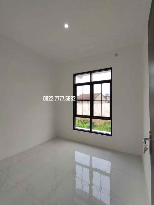 dijual rumah jl raya leuwinanggung kec