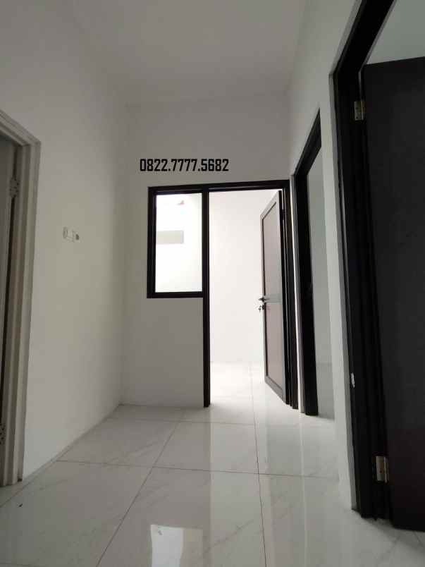 dijual rumah jl raya leuwinanggung kec