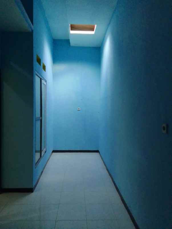 dijual rumah jl sulfat utara