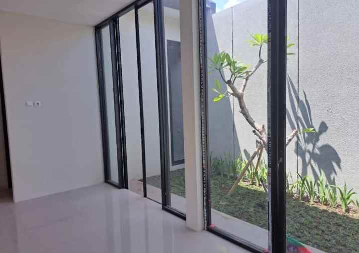 dijual rumah jln berbah kalasan dekat