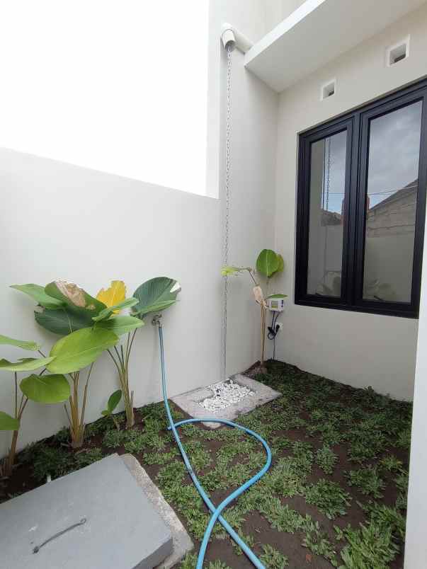 dijual rumah kadirojo purwomartani kalasan