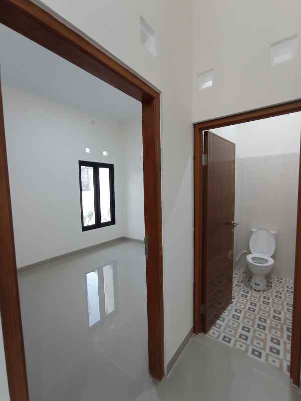 dijual rumah kadirojo purwomartani kalasan