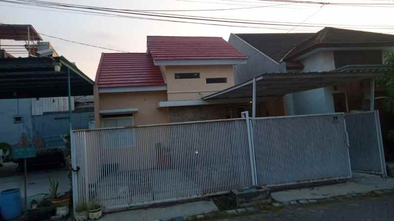 dijual rumah kahuripan nirwana