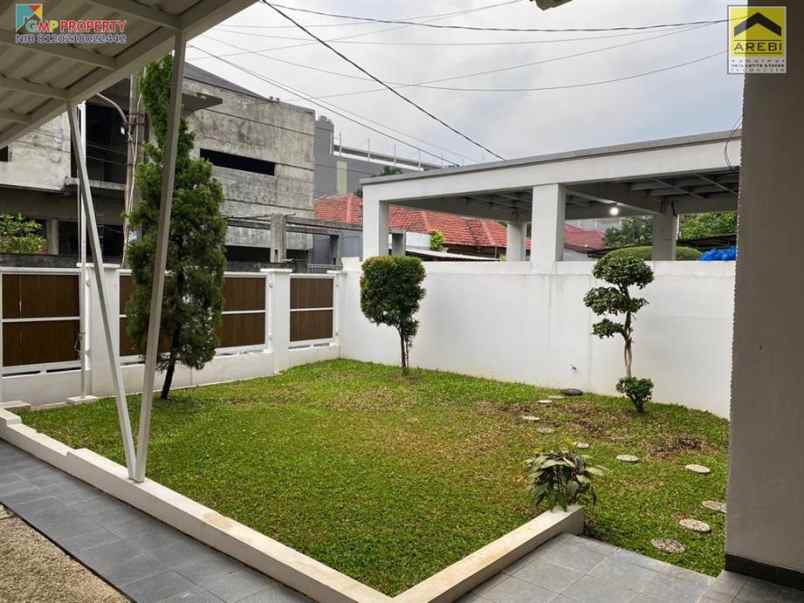 dijual rumah kalimalang