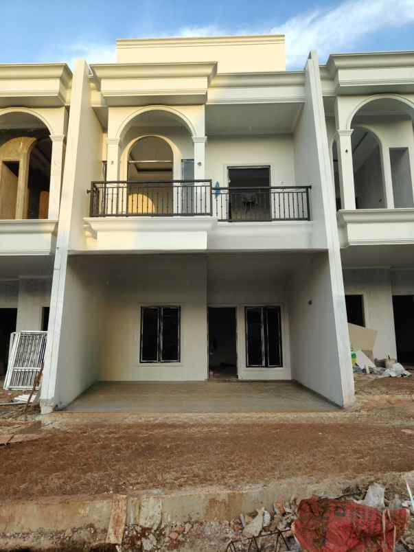 dijual rumah kalisari