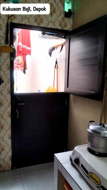 dijual rumah kampung dekat kampus ui depok