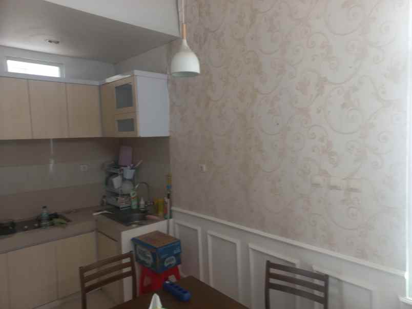 dijual rumah kec cimahi utara