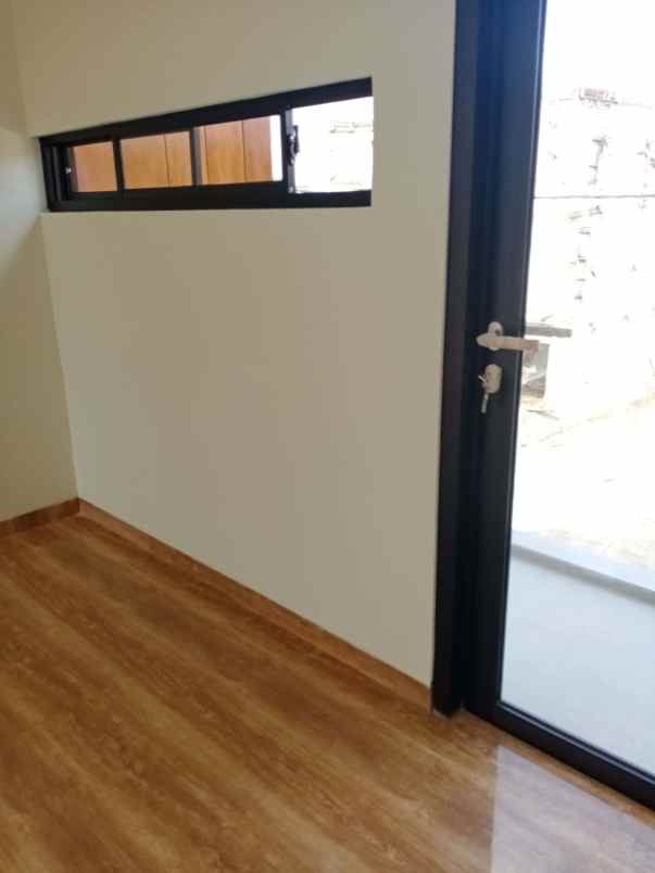 dijual rumah kedaung pamulang tangsel