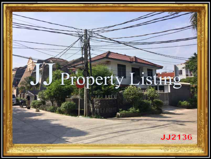 dijual rumah kelapa gading