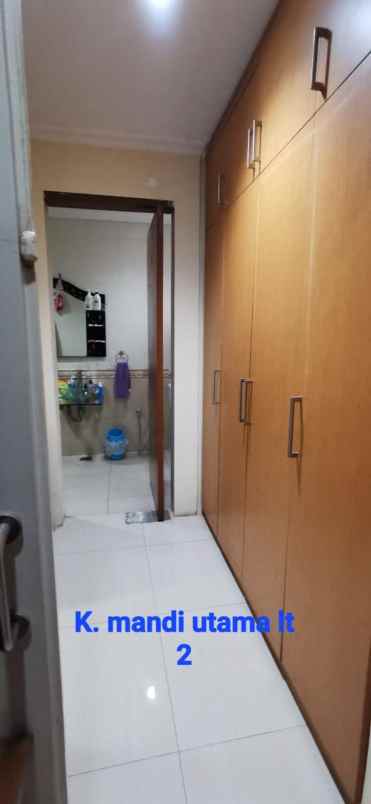 dijual rumah kelapa gading