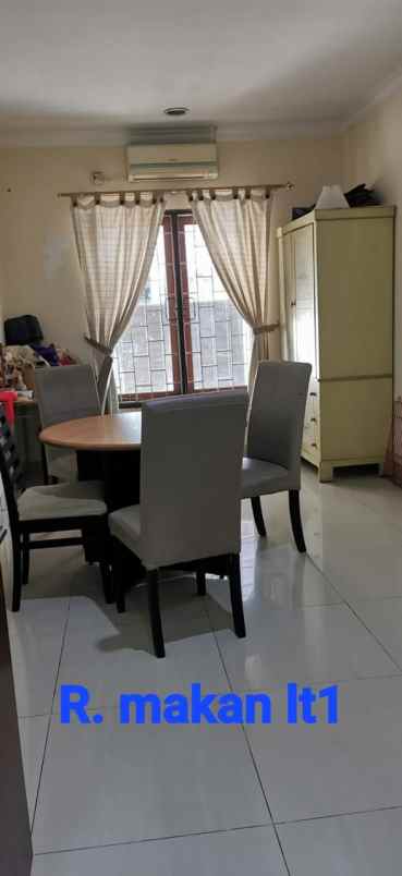 dijual rumah kelapa gading