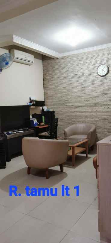 dijual rumah kelapa gading