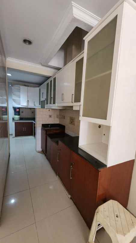 dijual rumah kelapa gading