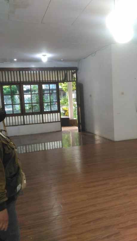dijual rumah kemang pratama bojong