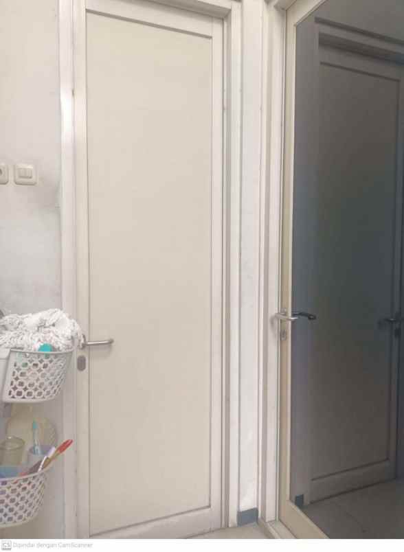 dijual rumah ketintang madya