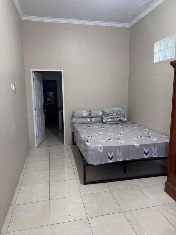 dijual rumah komplek billymoon pondok