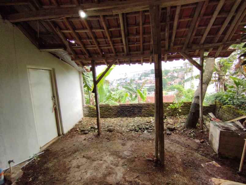 dijual rumah komplek perumahan unisba