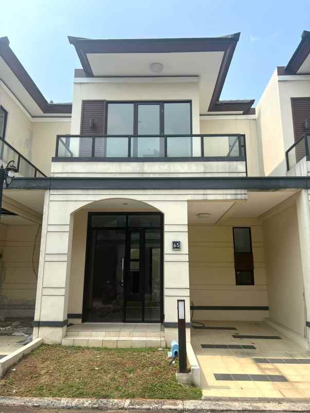 dijual rumah lavon 1 cluster lavisa
