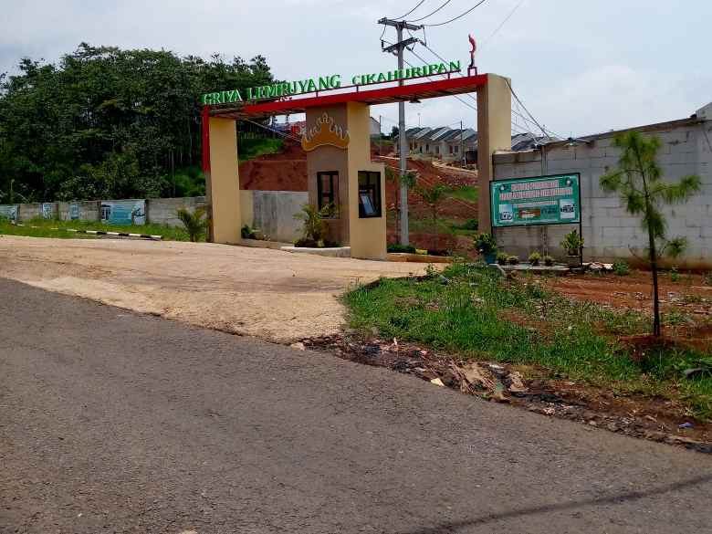dijual rumah lempuyang cikahuripan