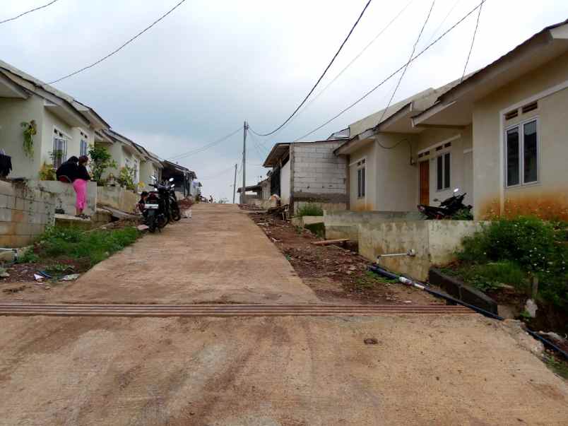 dijual rumah lempuyang cikahuripan