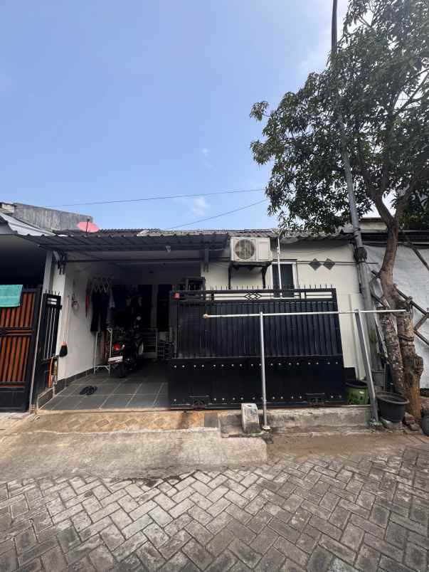 dijual rumah lokasi perum btu kota malang
