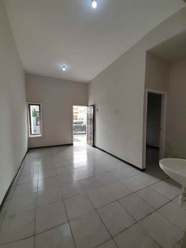 dijual rumah lokasi saptorenggo pakis malang