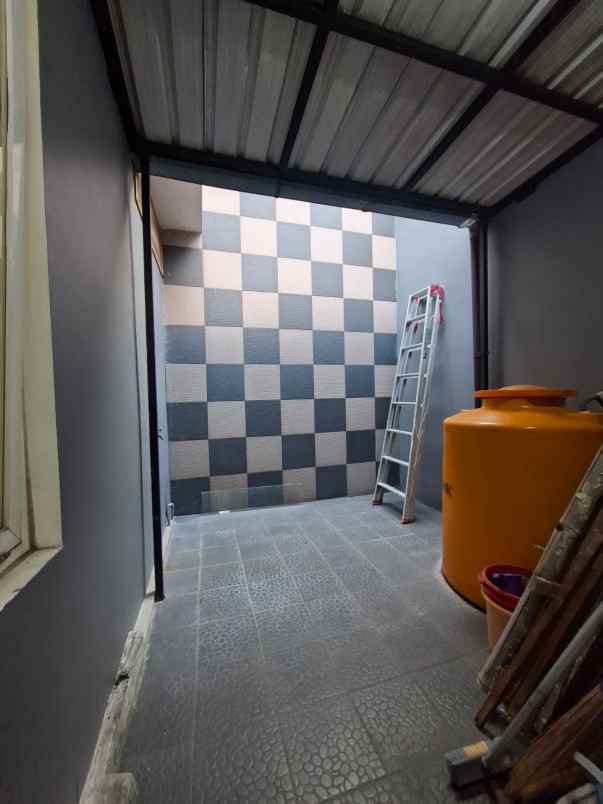 dijual rumah lokasi sulfat kota malang