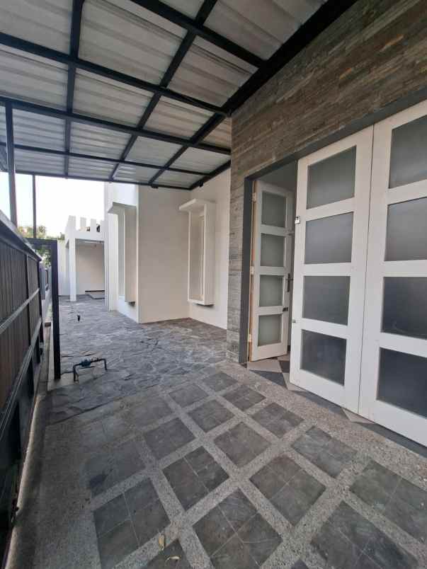 dijual rumah lokasi sulfat kota malang
