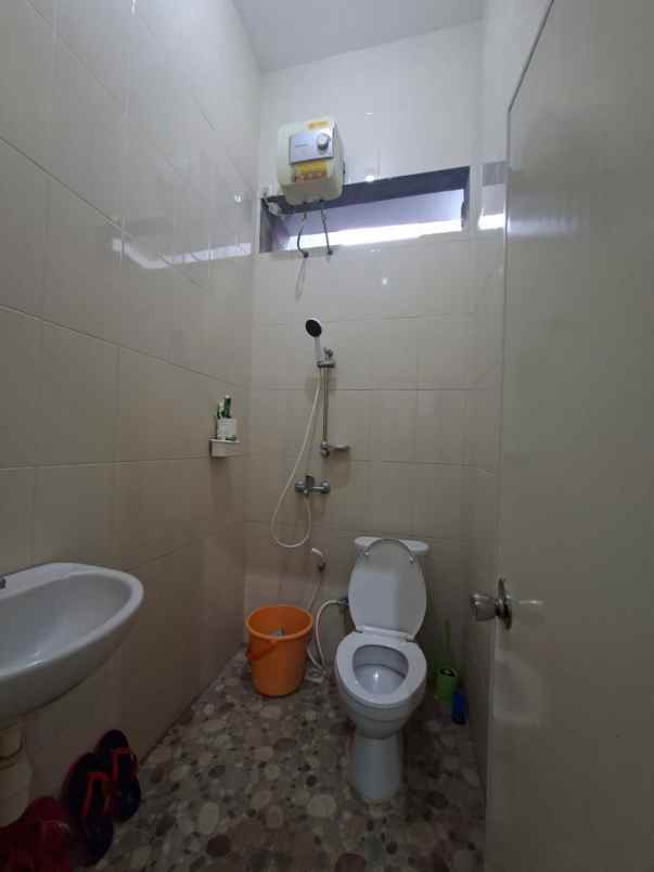dijual rumah lokasi sulfat kota malang