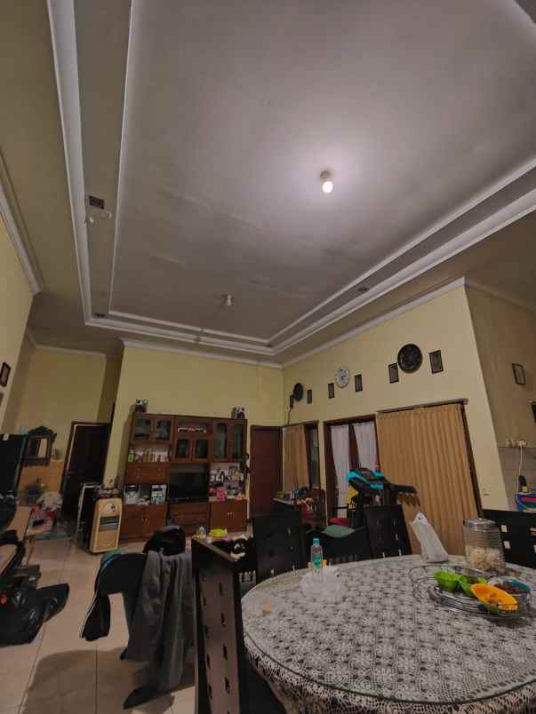 dijual rumah luas posisi hook di tunggulwulung