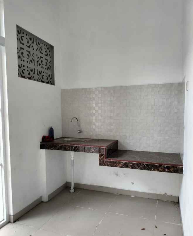 dijual rumah maguwoharjo