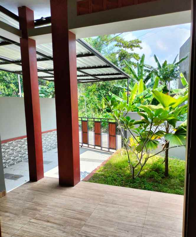 dijual rumah maguwoharjo