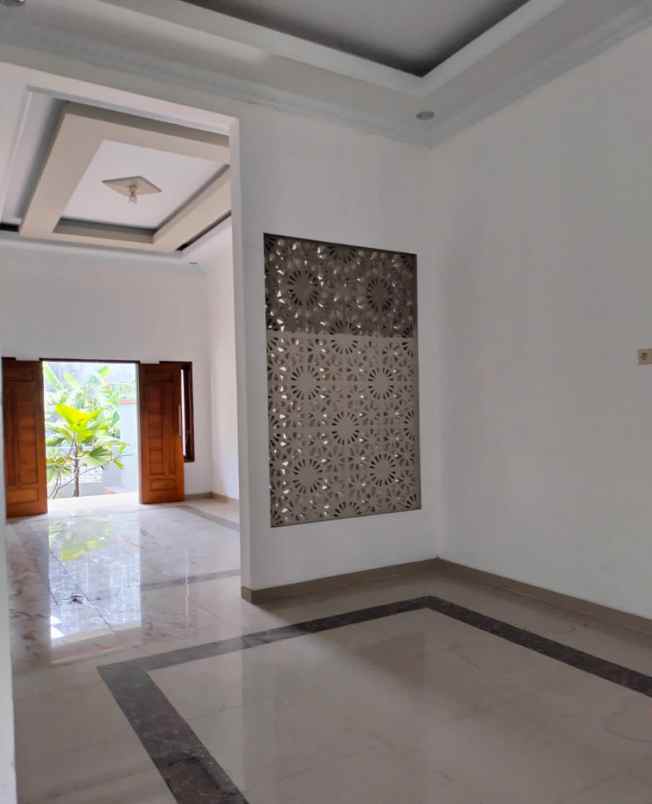 dijual rumah maguwoharjo