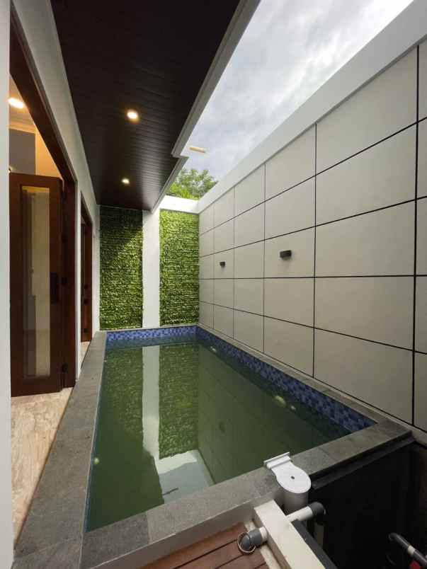 dijual rumah maguwoharjo depok sleman