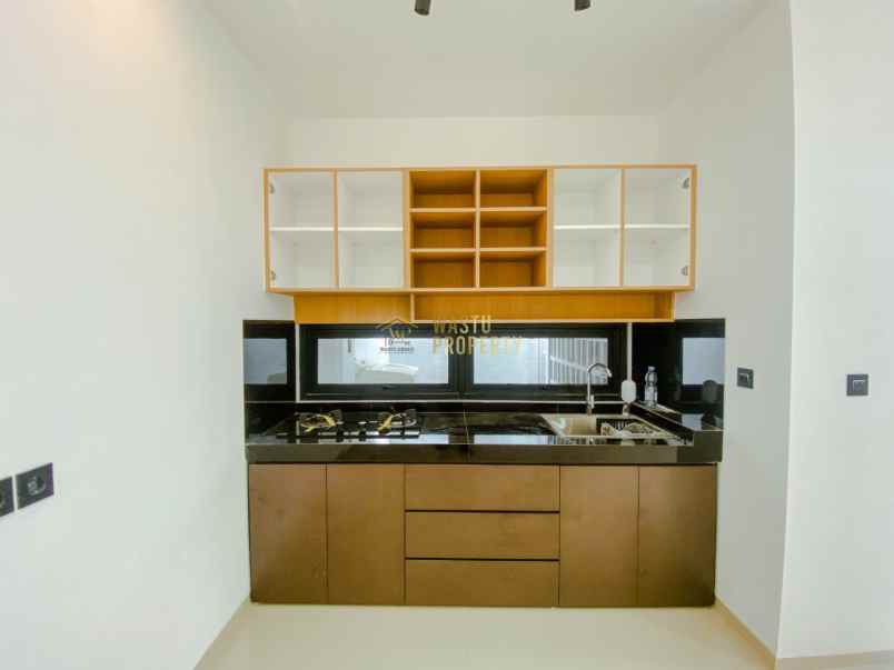 dijual rumah maguwoharjo kec depok kab