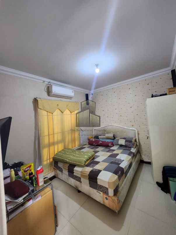 dijual rumah manyaran