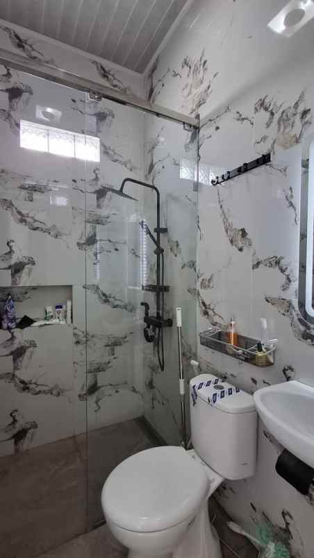 dijual rumah margahayu barat bandung