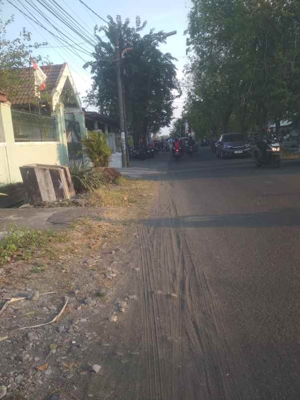 dijual rumah mewah di pandugo