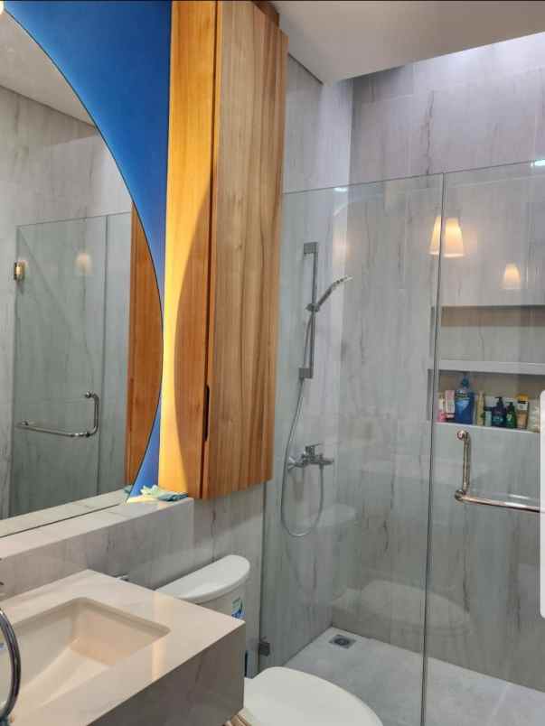 dijual rumah mewah full furnished