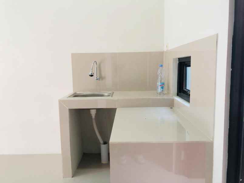 dijual rumah minimalis tropis modern lokasi strategis