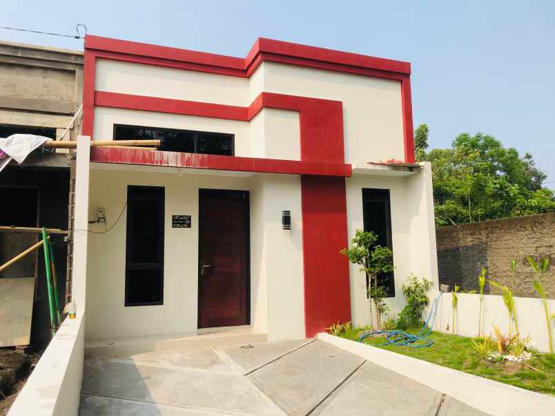 dijual rumah minimalis tropis modern lokasi strategis